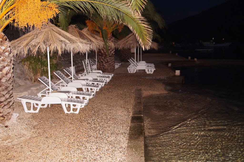 Apartment Begonia Of Kumbor Herceg Novi Exterior photo