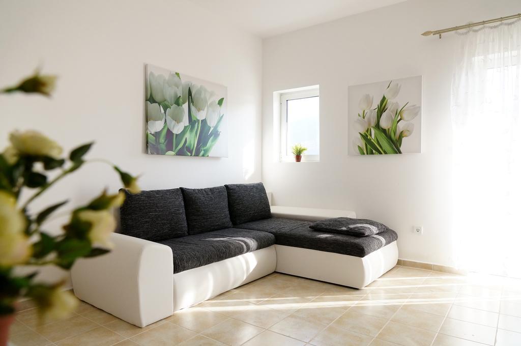 Apartment Begonia Of Kumbor Herceg Novi Exterior photo